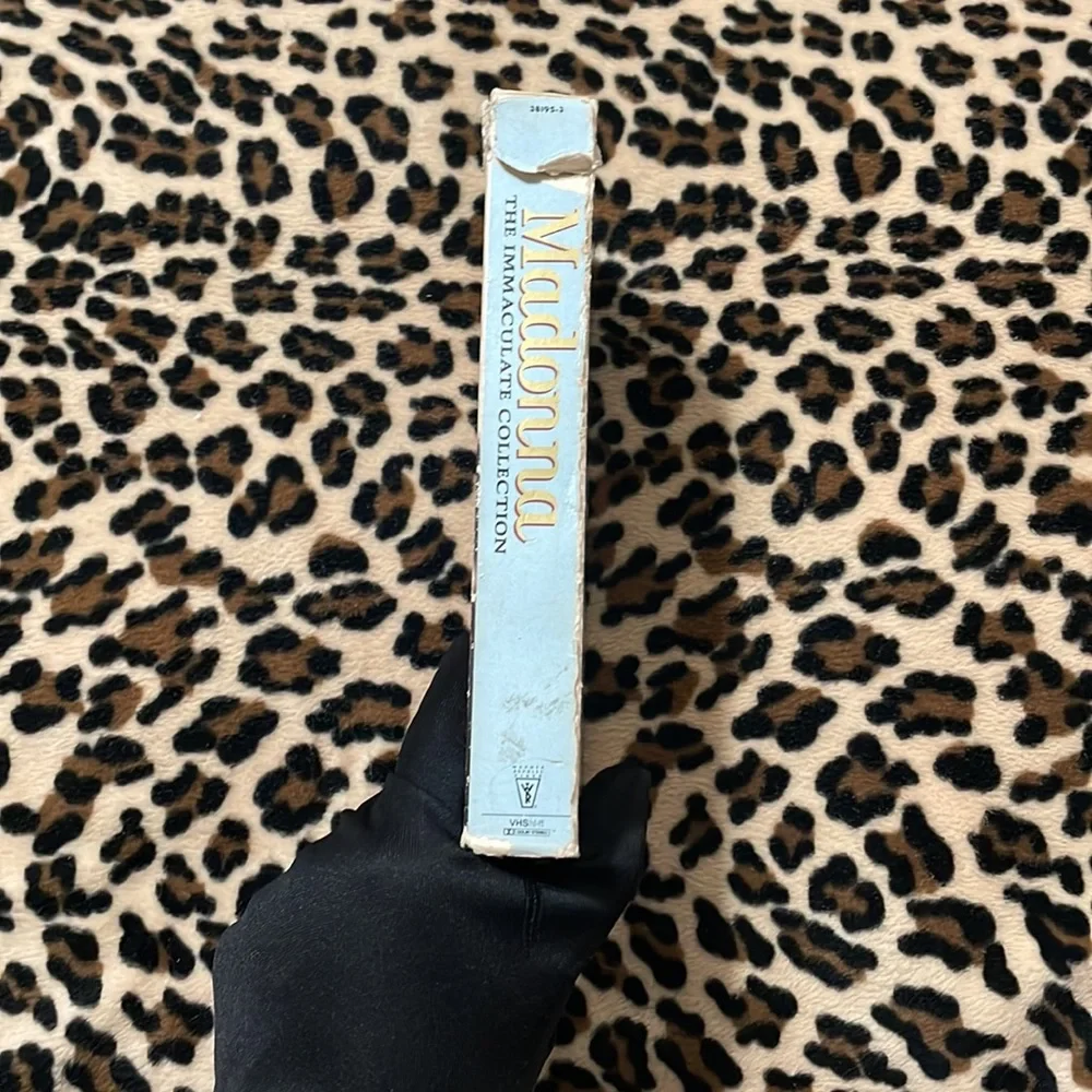 1990 MADONNA The Immaculate Collection 🎶 VHS Video Collection Music Vintage 90s
